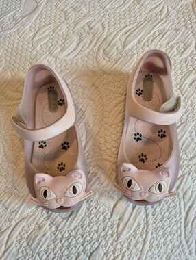 Mini Melissa Ultragirl II toddler girls size 9 GUC well loved cat shoes GUC